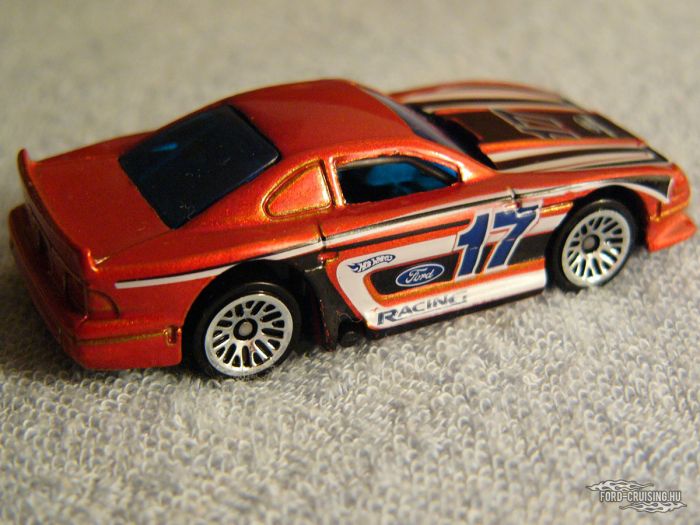 Ford Mustang Racer, 1994

Gyártó: Hot Wheels
